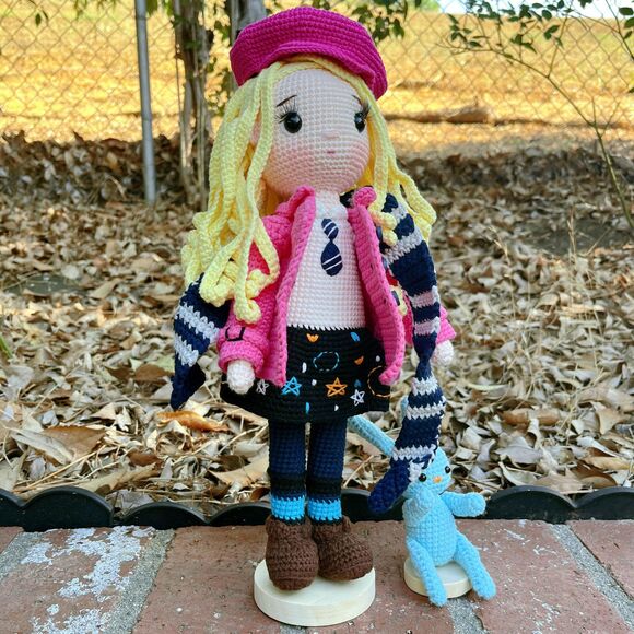 Chloé Paris Winter Crochet Doll – Handmade Girl Doll with Mini Bunny - Picture 3 of 7